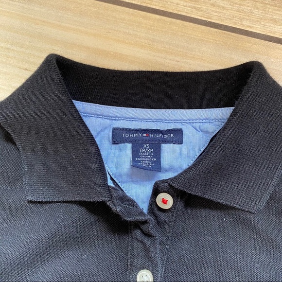 ☁️ SOLD ☁️ Tommy Hilfiger Cropped Polo T-Shirt - Picture 2 of 3